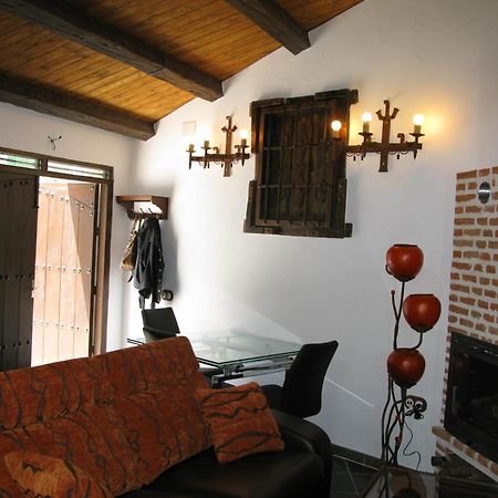 Casa De Cucu Navaluenga Vila Ávila Exterior foto