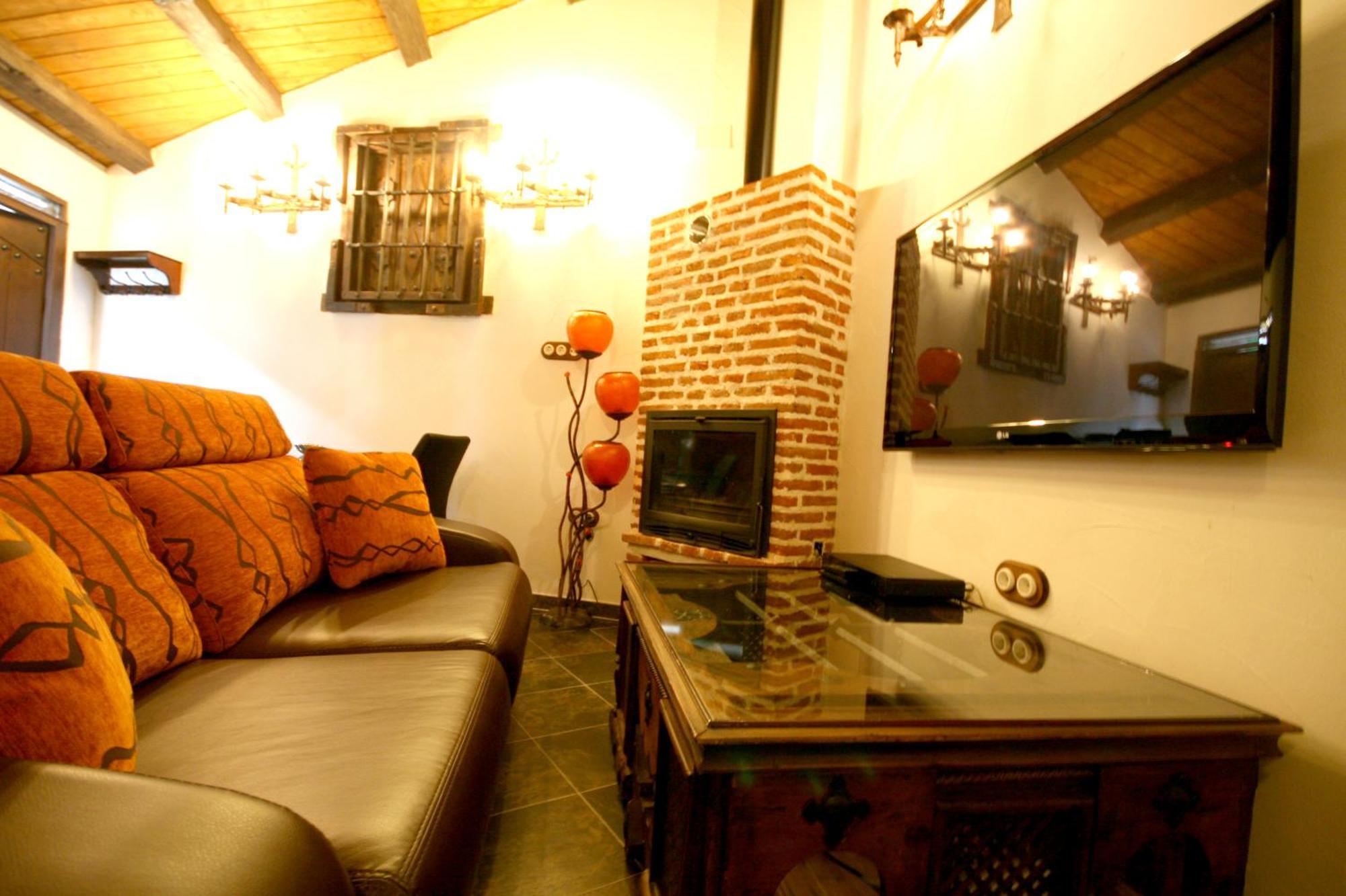 Casa De Cucu Navaluenga Vila Ávila Exterior foto